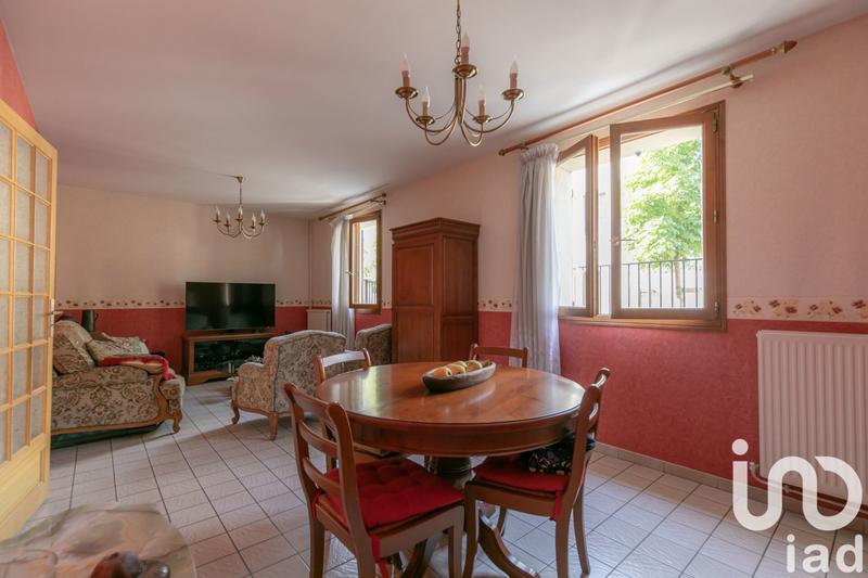 Maison - 94 m² - 5 pièces