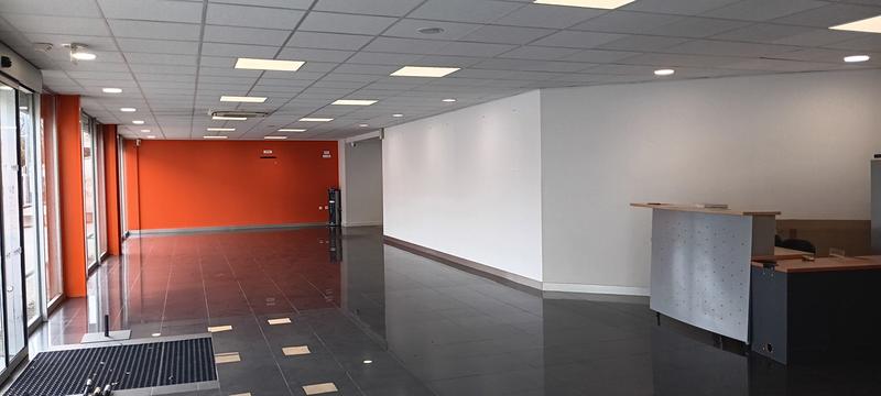 Local d'activités - 200 m²