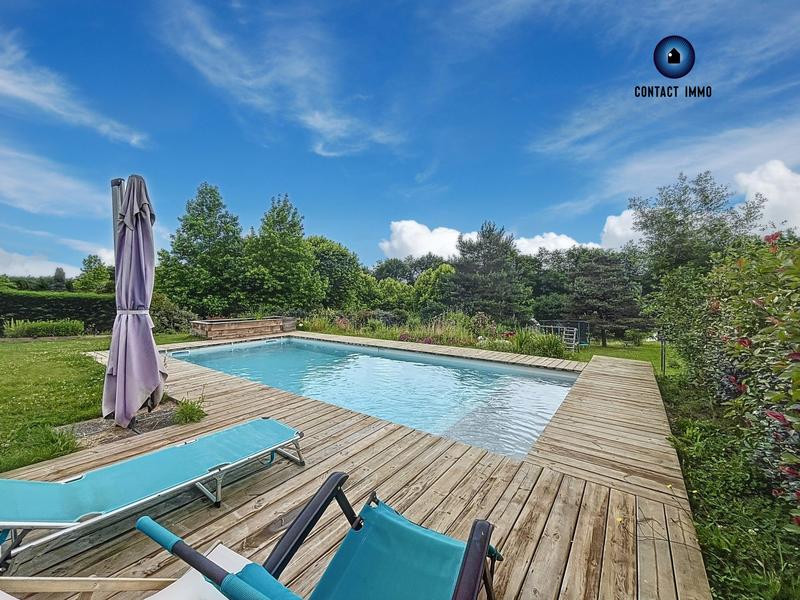 Maison - 98 m² - 5 pièces