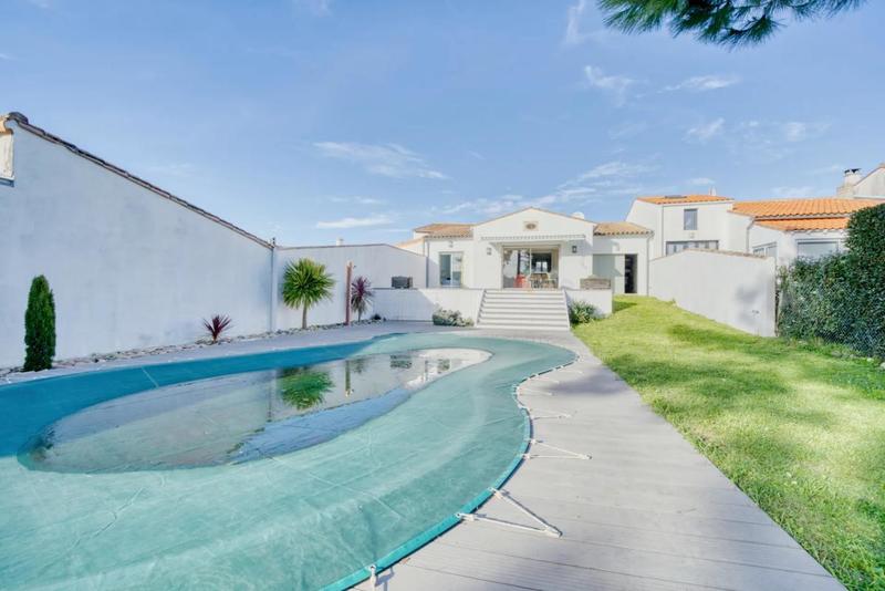 Maison - 111 m² - 6 pièces