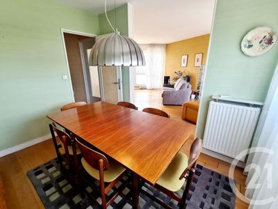 Appartement - 75 m² - 4 pièces