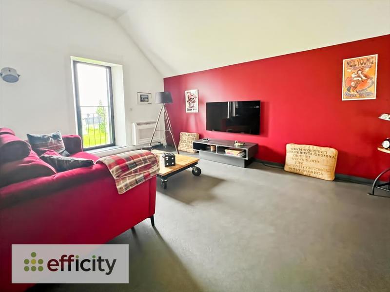 Loft - 280 m² - 6 pièces