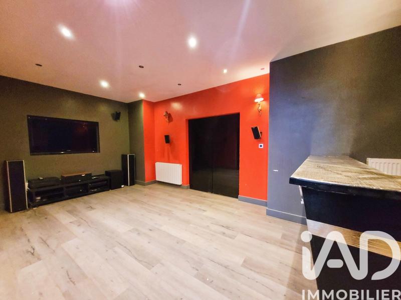 Maison - 227 m² - 7 pièces