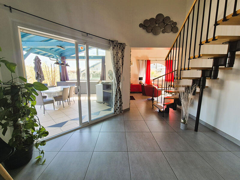 Maison - 148 m² - 5 pièces