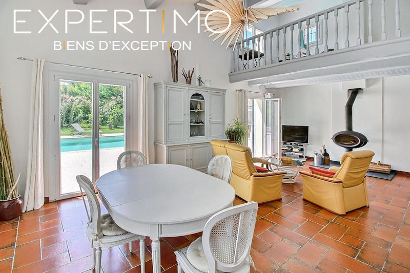 Villa - 160 m² - 6 pièces