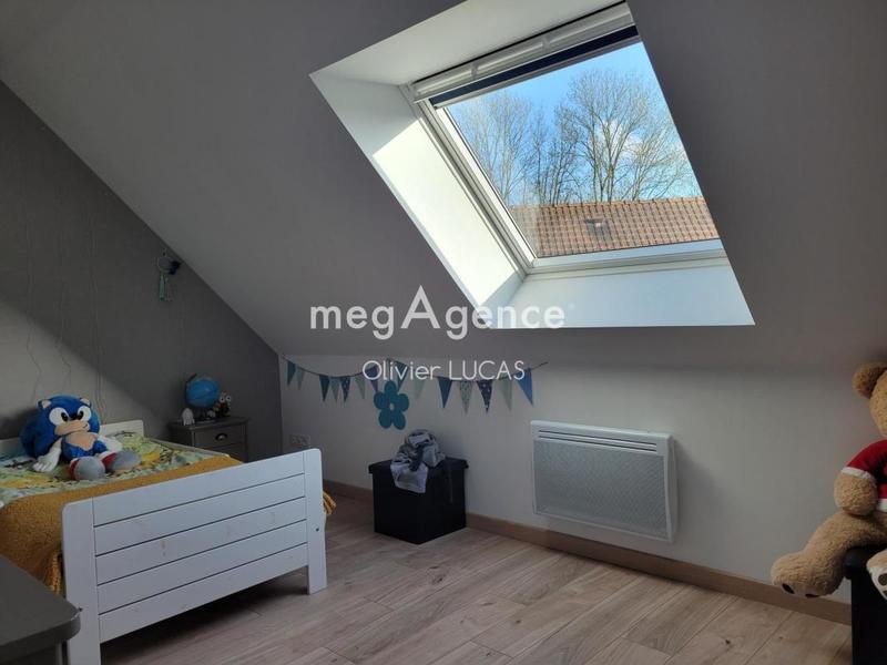 Maison - 225 m² - 8 pièces