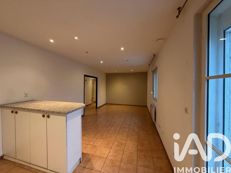 Maison - 223 m² - 8 pièces