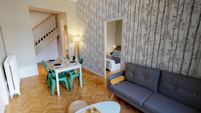 Chambre - 16 m² - 5 pièces