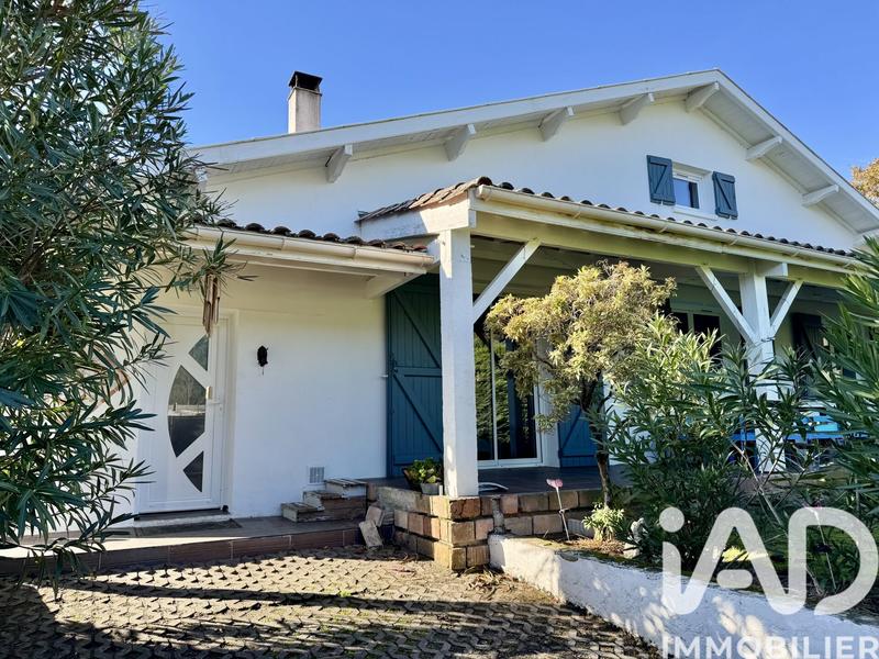 Maison - 140 m² - 5 pièces