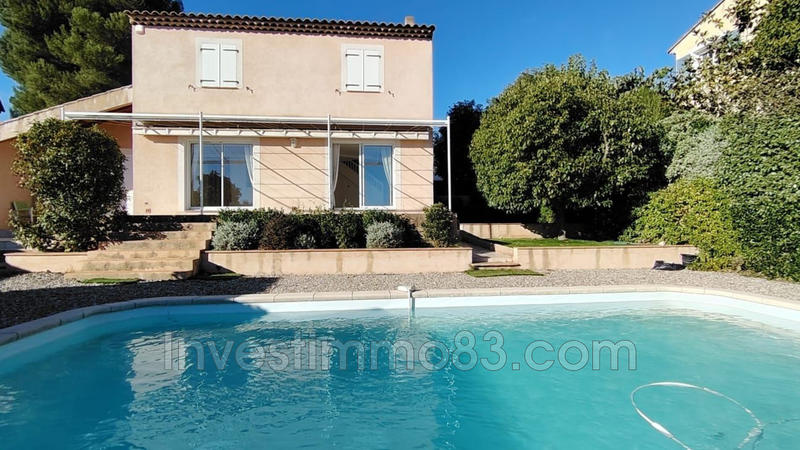 Maison - 127 m² - 5 pièces