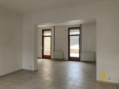 Maison - 104 m² - 5 pièces