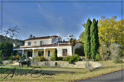 Villa - 305 m² - 7 pièces