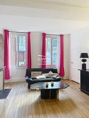 Maison traditionnelle - 159 m² - 4 pièces