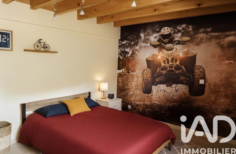 Maison - 333 m² - 10 pièces