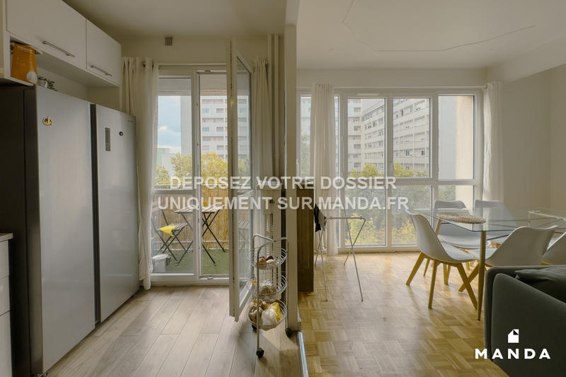 Chambre - 14 m² - 7 pièces