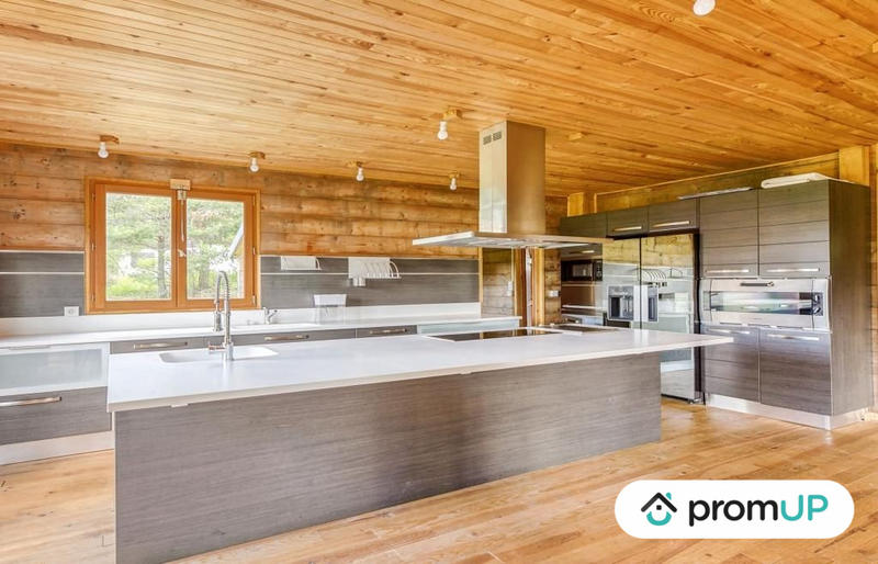 Maison - 168 m² - 6 pièces