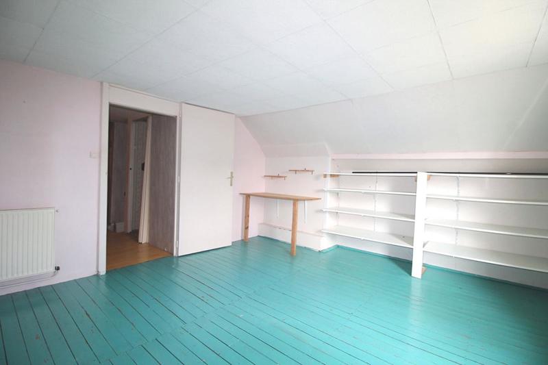 Maison - 152 m² - 8 pièces