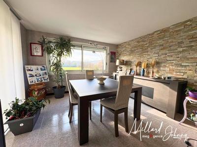 Maison - 80 m² - 3 pièces