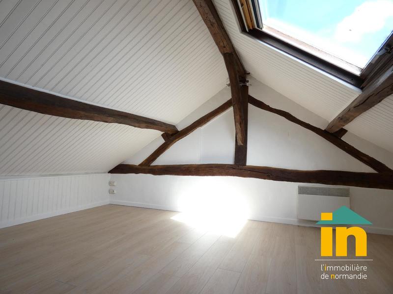 Immeuble - 130 m² - 8 pièces