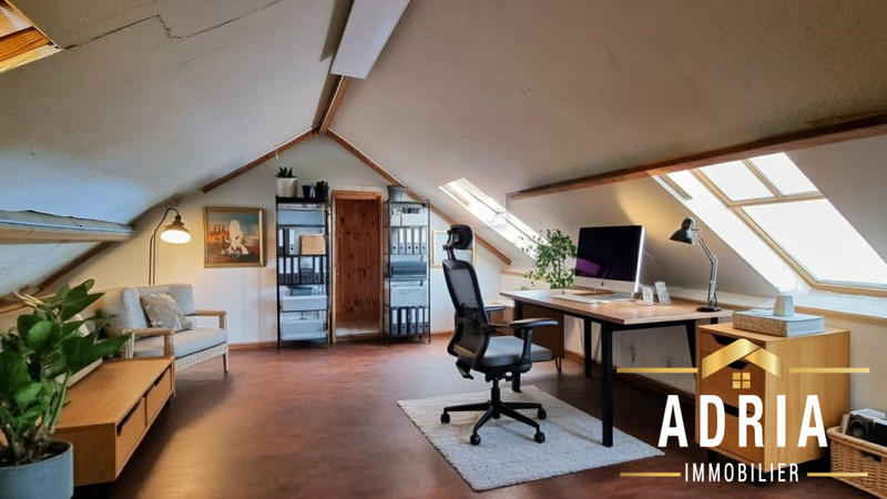 Maison - 150 m² - 8 pièces