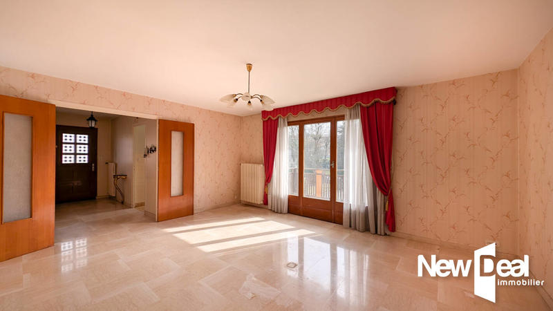 Maison - 206 m² - 9 pièces