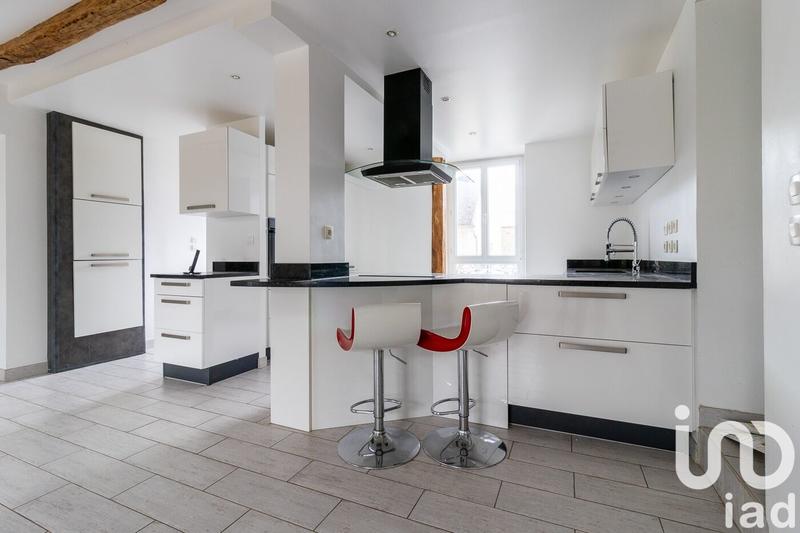 Maison - 315 m² - 11 pièces