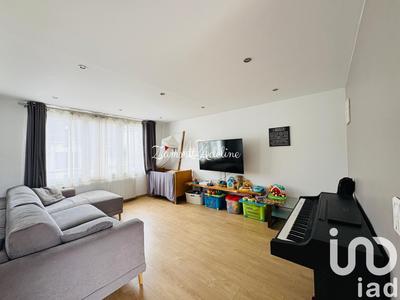 Maison - 84 m² - 4 pièces