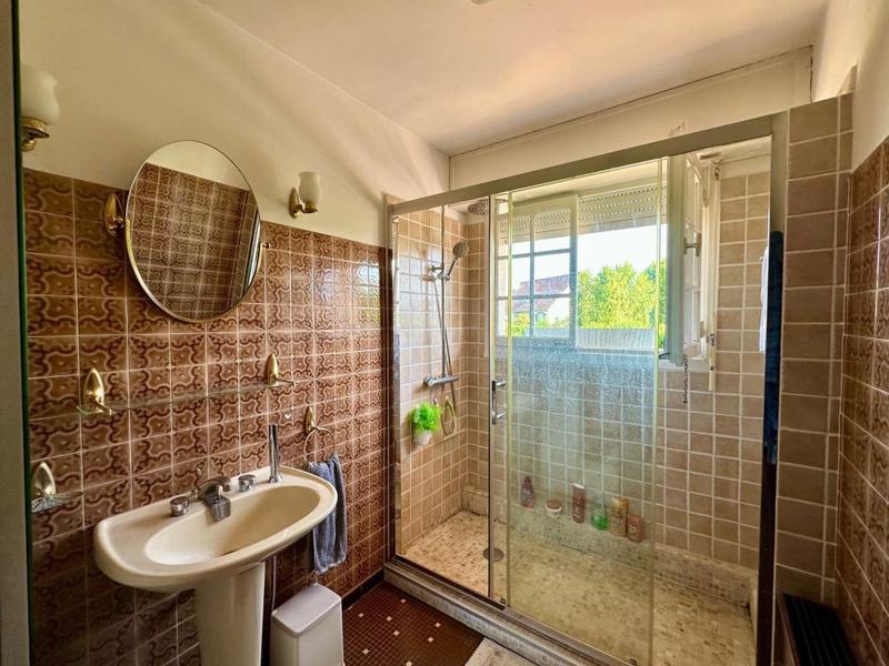 Maison - 90 m² - 6 pièces