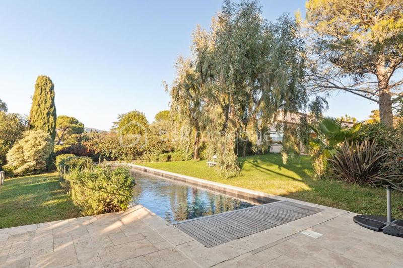 Villa - 170 m² - 5 pièces