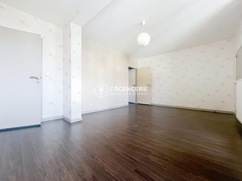 Maison - 115 m² - 4 pièces