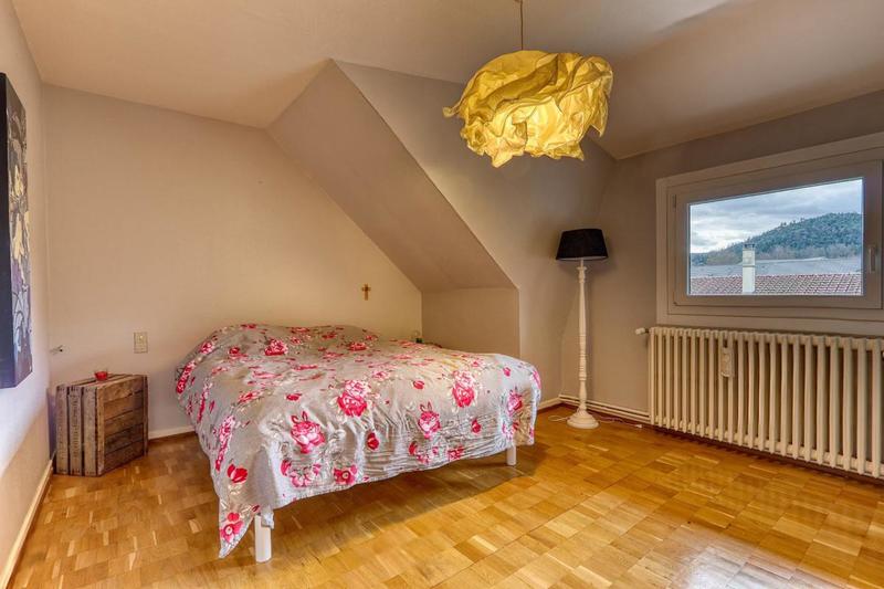 Maison - 265 m² - 10 pièces