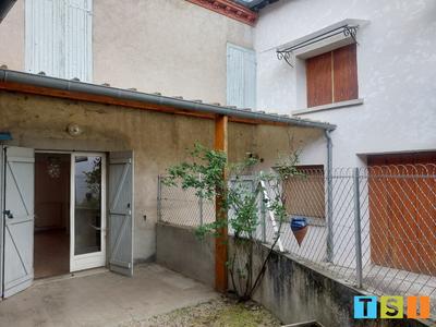 Maison - 217 m² - 7 pièces
