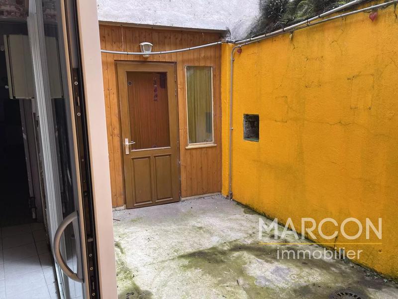 Maison - 190 m² - 5 pièces