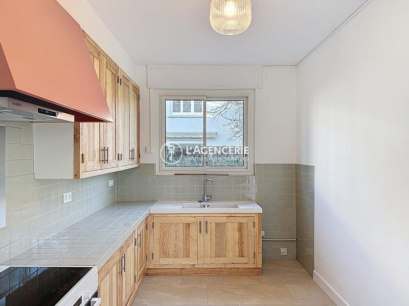 Maison - 122 m² - 5 pièces