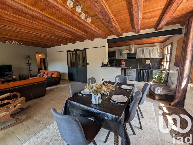 Maison - 184 m² - 9 pièces