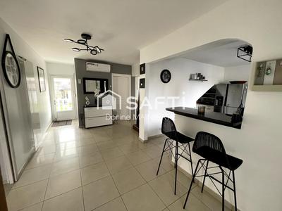 Maison - 200 m² - 6 pièces