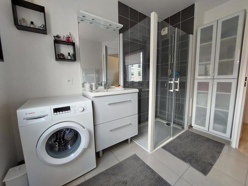 Appartement - 77 m² - 3 pièces