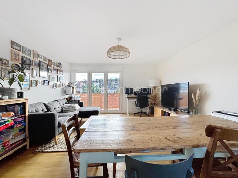 Appartement - 65 m² - 3 pièces