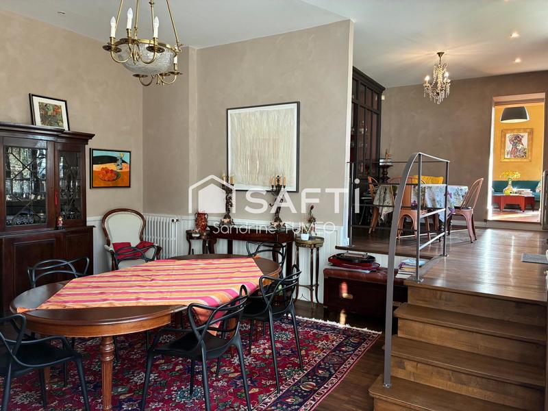 Maison de maîtres - 193 m² - 7 pièces