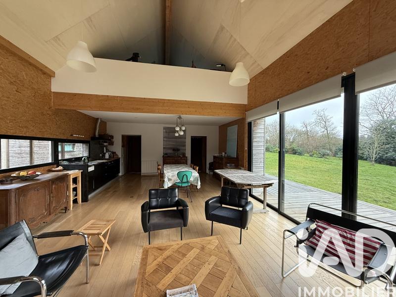 Maison de maîtres - 203 m² - 11 pièces