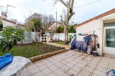 Maison - 110 m² - 6 pièces