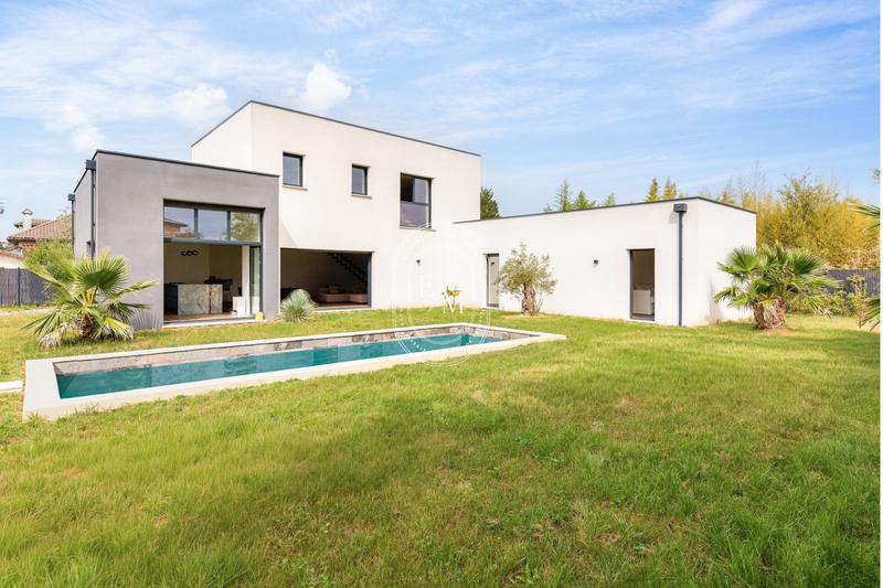 Villa - 189 m² - 5 pièces