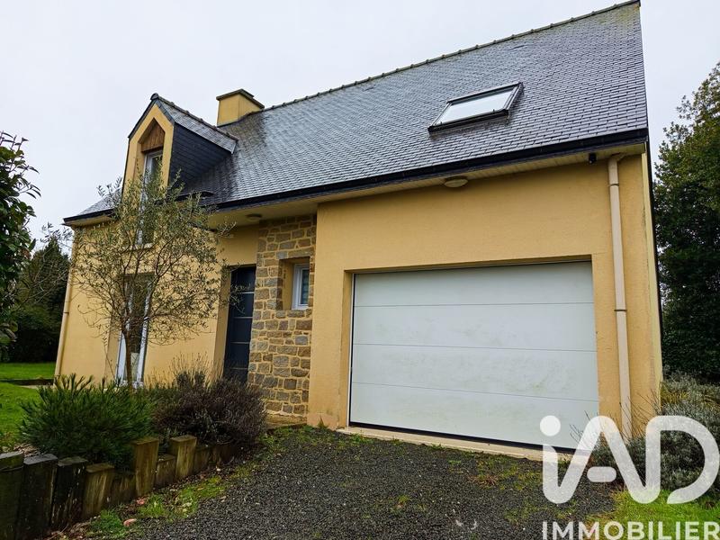 Maison - 96 m² - 5 pièces