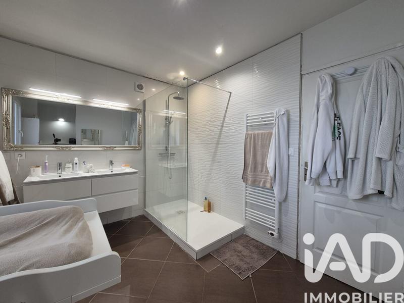 Maison de ville - 83 m² - 3 pièces