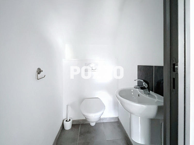 Maison - 93 m² - 4 pièces