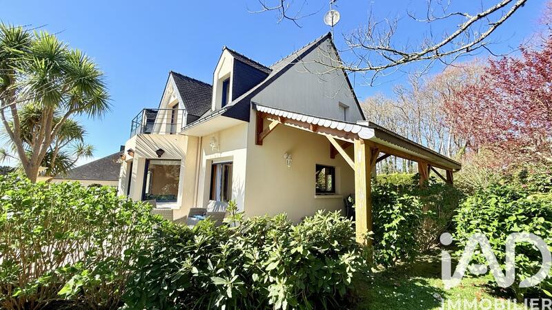 Maison - 171 m² - 7 pièces