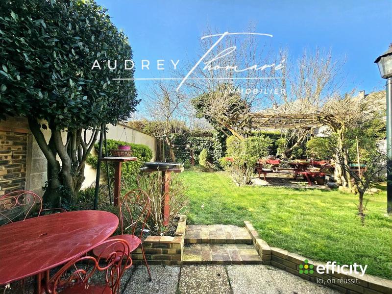 Pavillon - 94 m² - 5 pièces