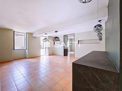 Maison - 194 m² - 7 pièces