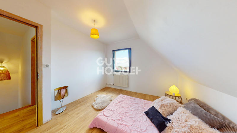 Maison - 100 m² - 5 pièces