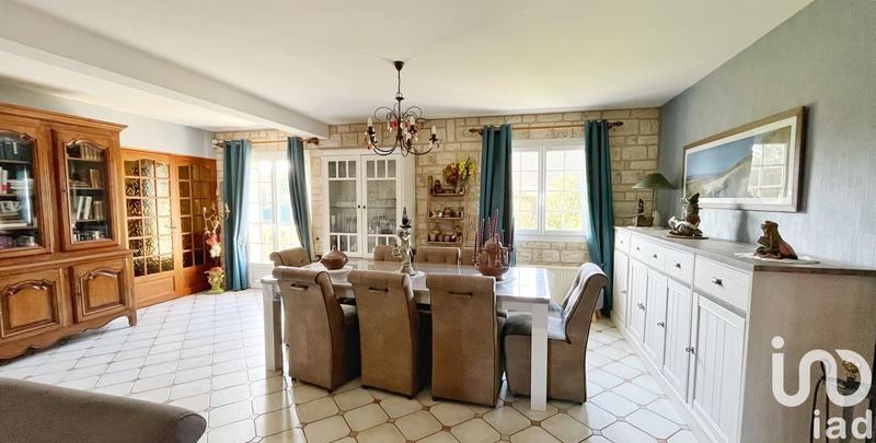 Maison - 198 m² - 7 pièces